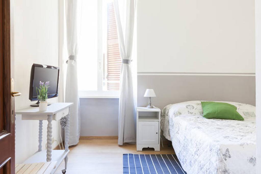 Domus Merulana Bed And Breakfast โรม ห้อง รูปภาพ